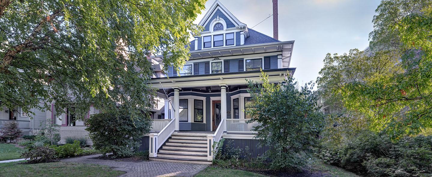 Sanford S. and Grace Vaughan House (E.E. Roberts, 1898)